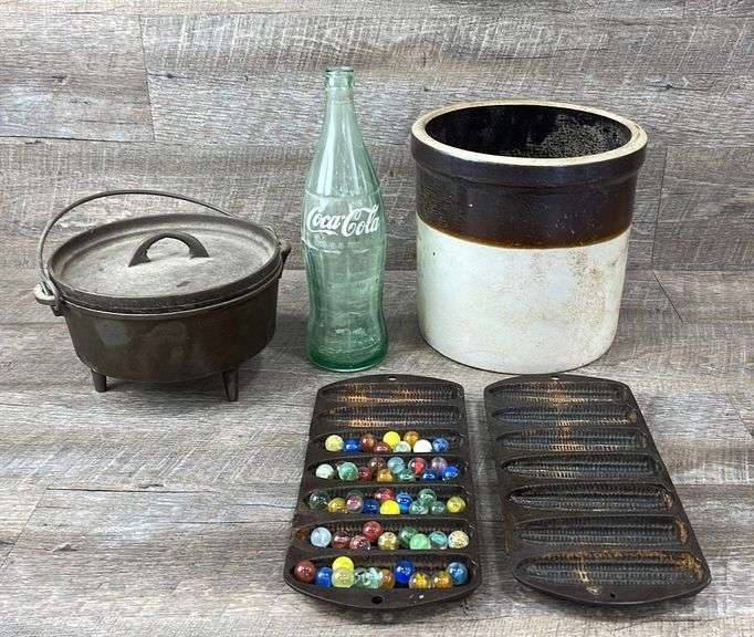 Antique kitchen & decor items Schneider Auctioneers LLC