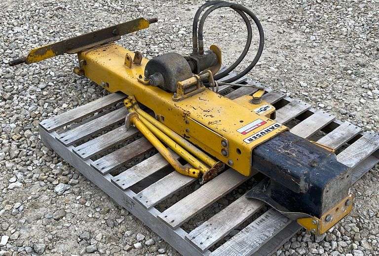 Danuser MDH1 3pt. hydraulic post driver Schneider Auctioneers LLC