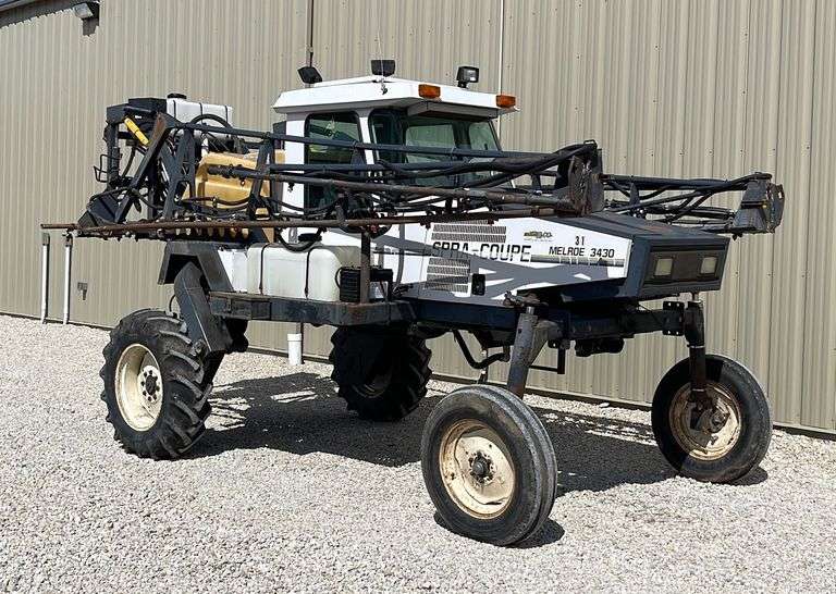 Melroe 3430 SpraCoupe sprayer, no brakes Schneider Auctioneers LLC