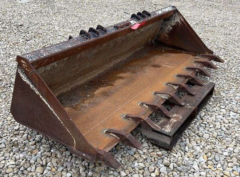 Blue Diamond 7' tooth skid steer bucket Schneider Auctioneers LLC