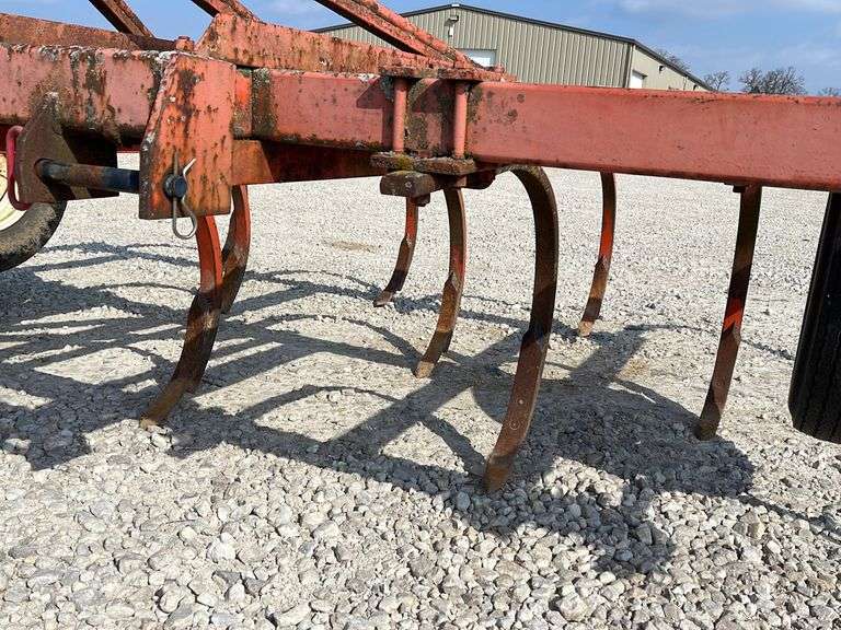 12' 3pt chisel plow w/ gauge wheels Schneider Auctioneers LLC