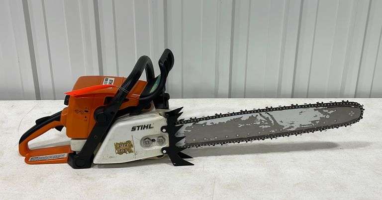 Stihl 029 Super Farm Boss chainsaw - Schneider Auctioneers LLC