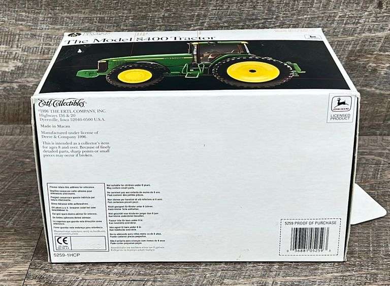 Ertl 1:32 John Deere 20 Pezzi Playset, Trattore 4020, Camion Gator, Mucca, Nuovo