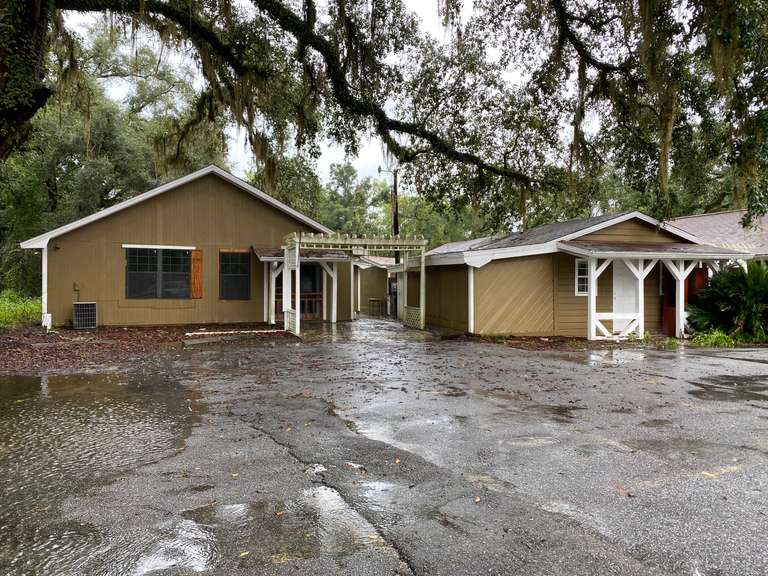 Seven Hills Auctions, LLC