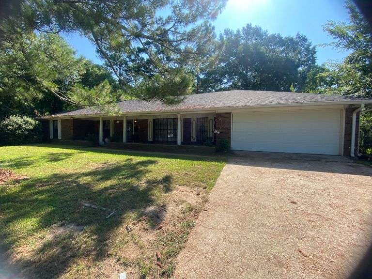 Seven Hills Auctions, LLC