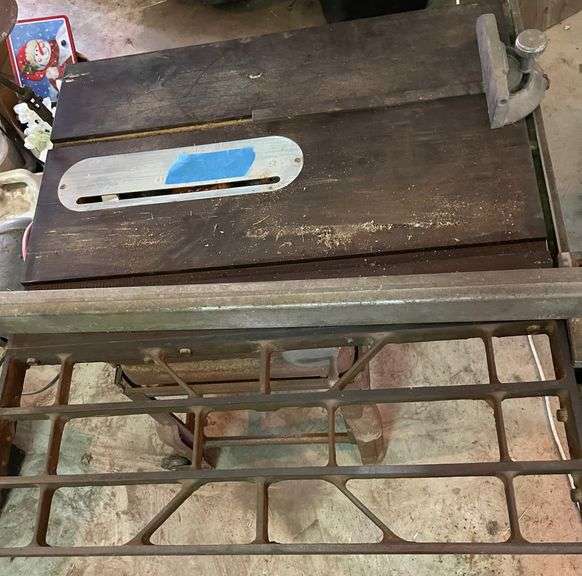 Craftsman Heavy Table Saw, 220 Sherwood Auctions