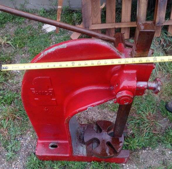 Famco Arbor Press Sherwood Auctions