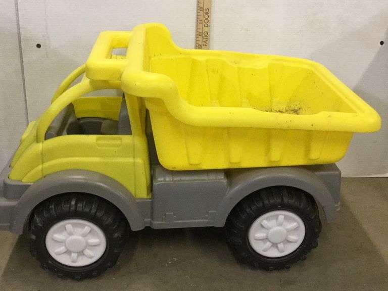 Large Plastic Dump Truck Sherwood Auctions