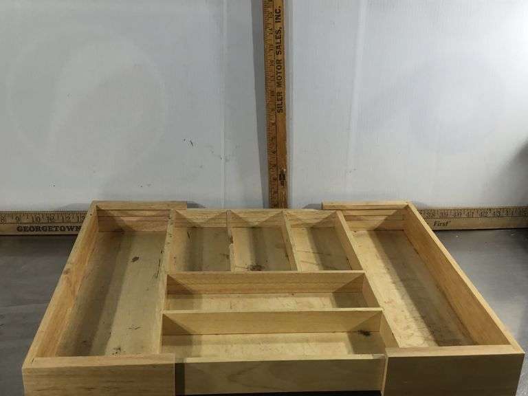 Expandable Drawer Organizer Sherwood Auctions