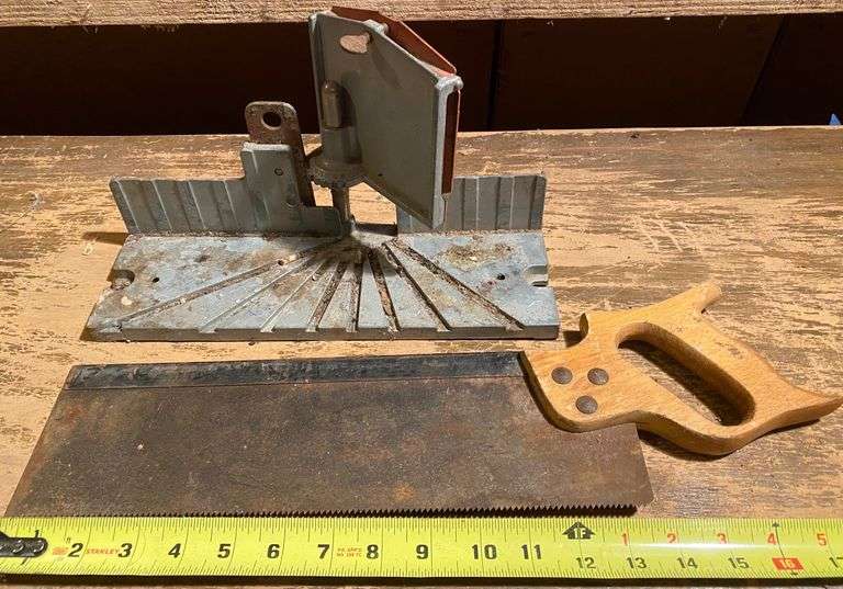 Miter Box & Saw Sherwood Auctions