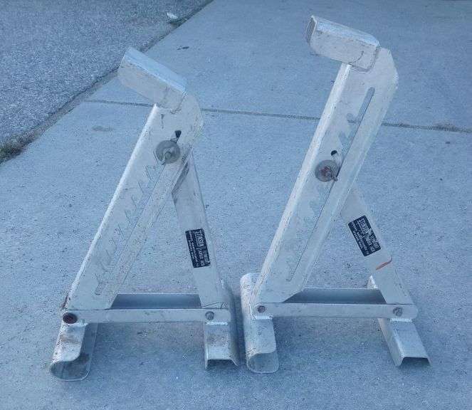 Ladder Jacks Sherwood Auctions