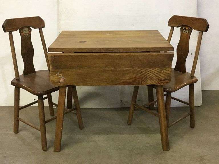 Children’s Wooden Table & 2 Chairs Sherwood Auctions