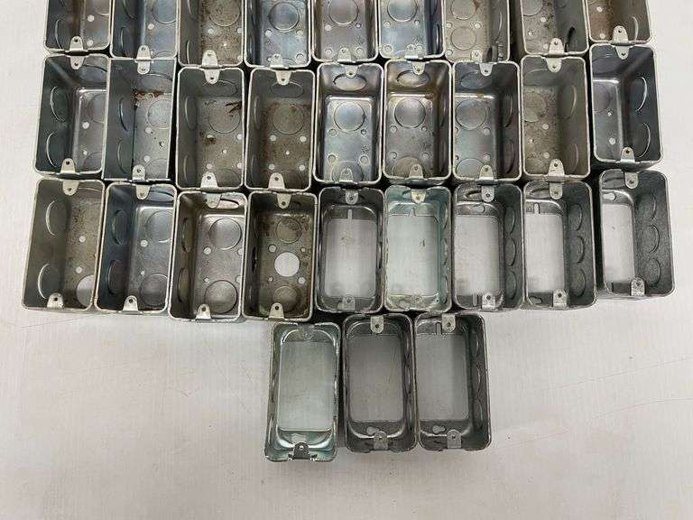 1 Gang Metal Switch Boxes & Extensions Sherwood Auctions