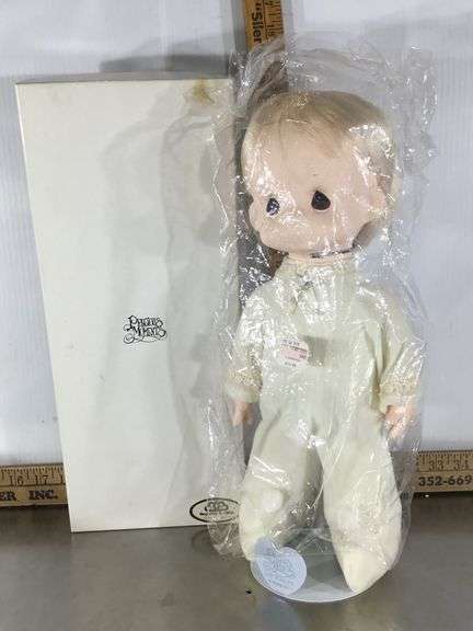 precious-moments-doll-sherwood-auctions