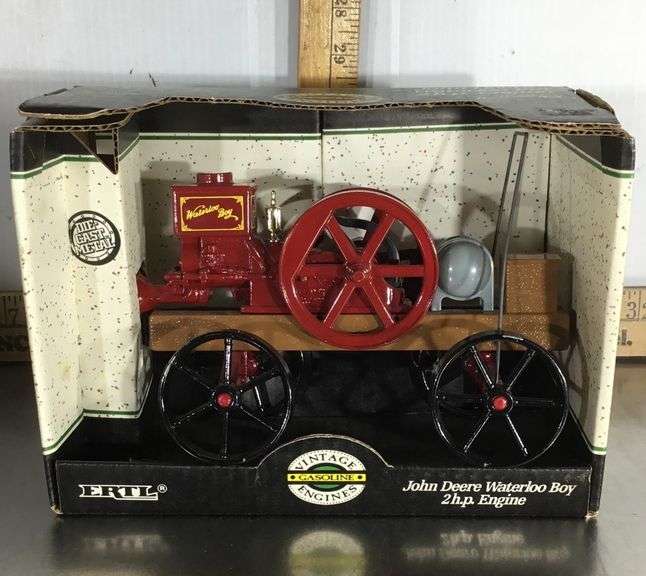 John Deere Waterloo Boy 2h.p. Engine Model - Sherwood Auctions