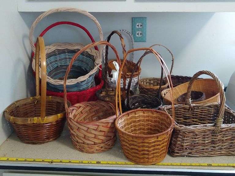 Baskets all shapes and sizes Sherwood Auctions