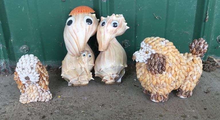 Shell Critters Box of Sea Shell Critters - Sherwood Auctions