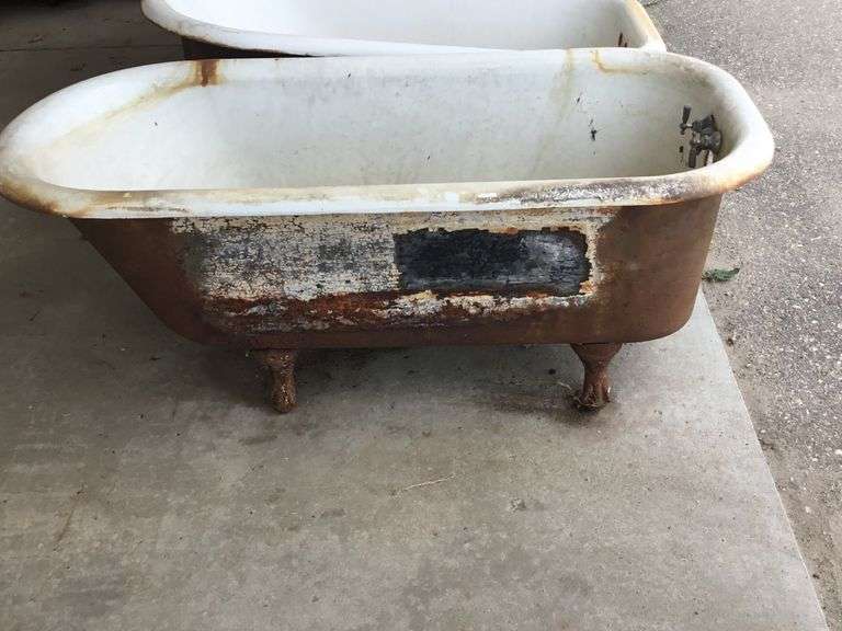 Antique Claw Footed Bath Tub Sherwood Auctions