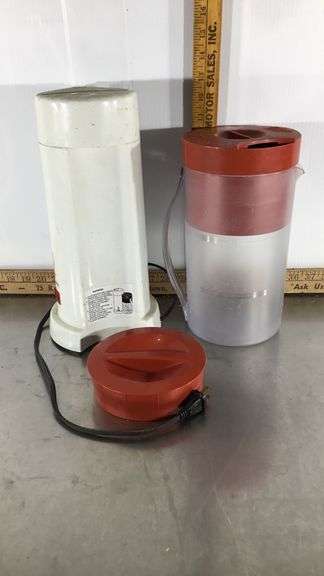 Container For Tea Making Machine Tupperware , Iced Tea Maker, Storage Containers & More - Sherwood Auctions