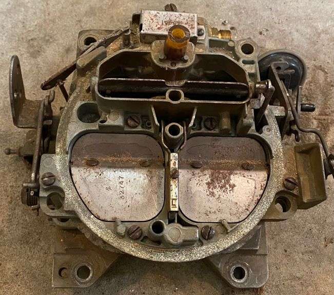 GM Rochester Quadrajet 7028212 DH Carburetor - Sherwood Auctions