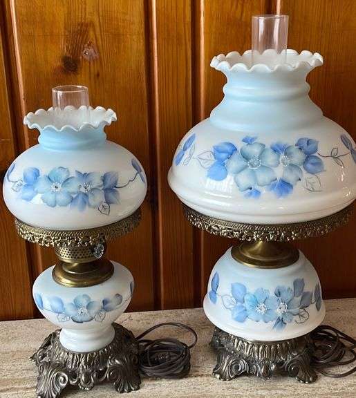 2 Vintage Quoizel Hurricane Lamps Sherwood Auctions
