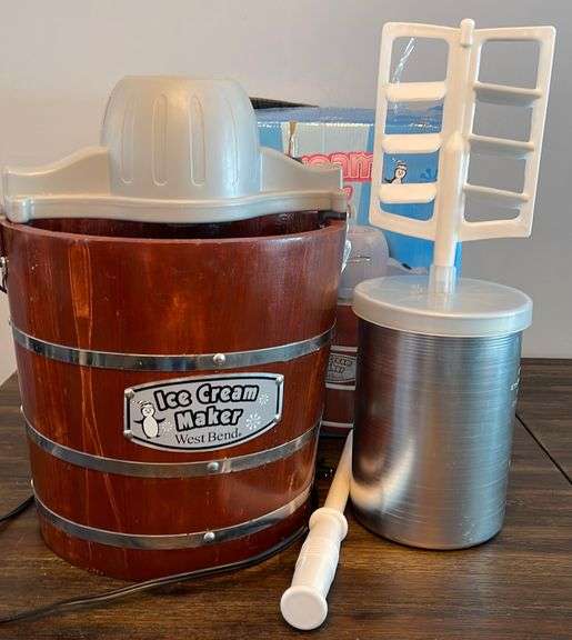 WestBend Electric 4 Qt Old Fashioned Ice Cream Maker Sherwood Auctions