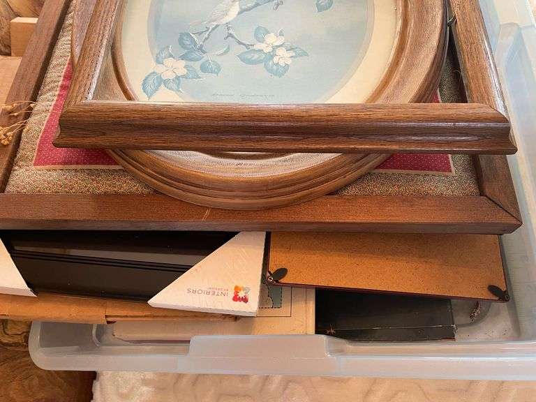 Home Decór, Frames, Etc. Sherwood Auctions