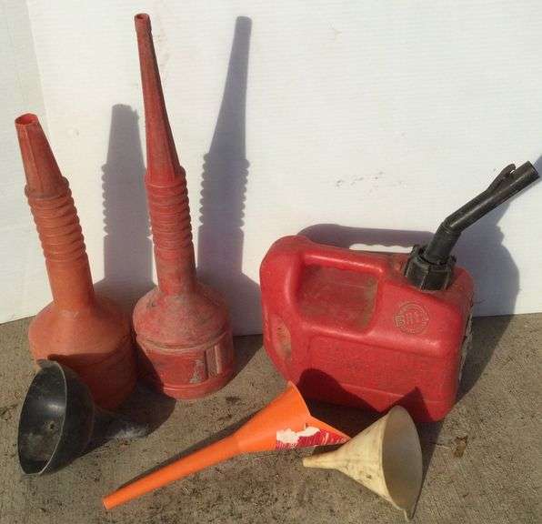 1 Gallon Gas Can & Funnels Sherwood Auctions