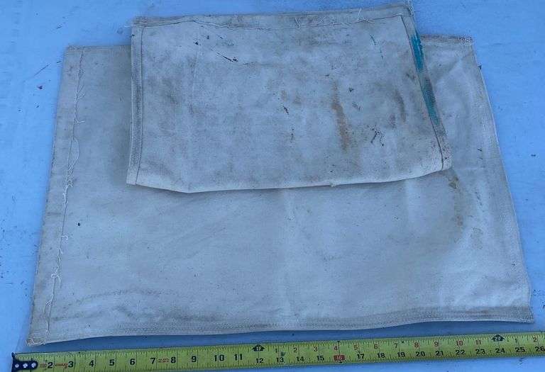 2 Canvas Bags Sherwood Auctions 2-canvas-bags-sherwood-auctions
