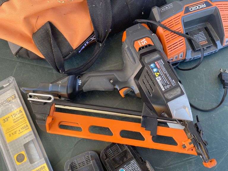 Ridgid 15 Gauge 18 Volt Battery Powered Finish Nailer Sherwood Auctions
