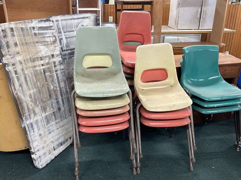 Seventeen Hard Plastic School Chairs + 4’x2’ Folding Tables Sherwood