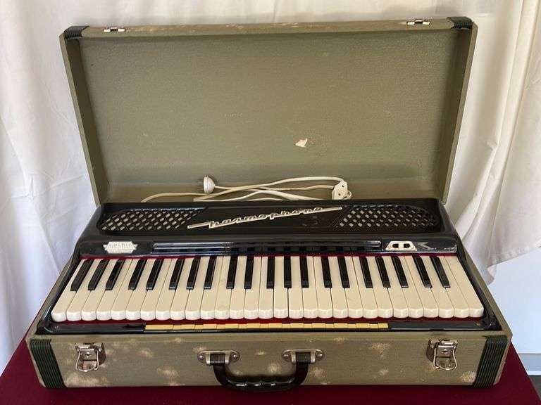 Koestler Harmophone Air Organ in Case, Made in West Germany & Works