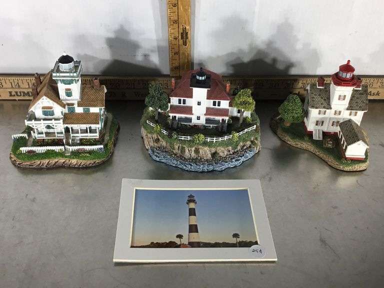 Harbour Lights Collector’s Lighthouses Sherwood Auctions