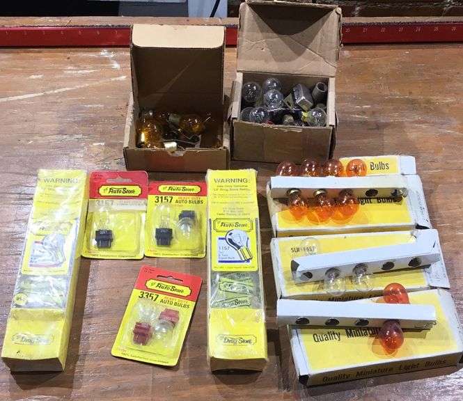 Asorted Automotive Bulbs Sherwood Auctions