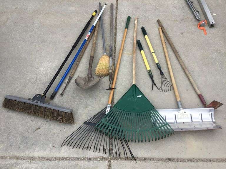 Yard Tools ; Rakes, Shovels, Brooms, Hoes Sherwood Auctions