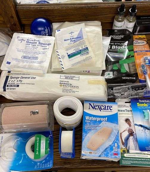 Assortment of Braces + Other Medical Supplies Sherwood Auctions