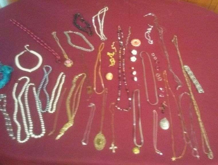 Costume Jewelry Assortment - Sherwood Auctions