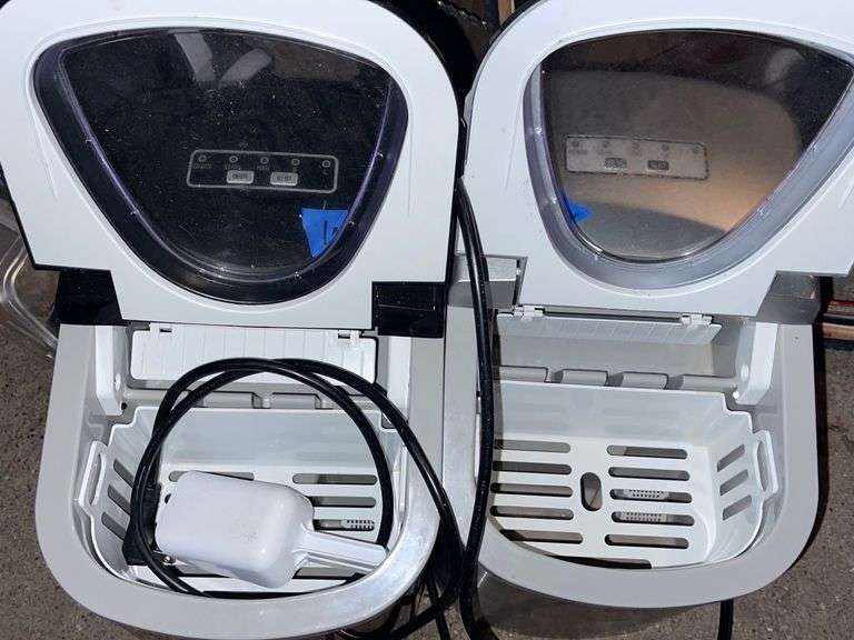Igloo Portable Ice Makers One Works & One For Parts Sherwood Auctions