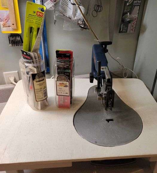 Ryobi scroll saw, extra blades and table Sherwood Auctions