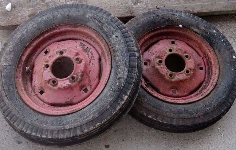 IH Cub Rims and Tires - Sherwood Auctions