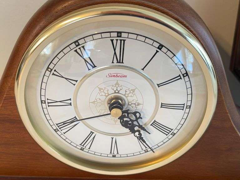 Howard Miller Quartz Wall Clock & a Sunbeam Mantle Clock Sherwood