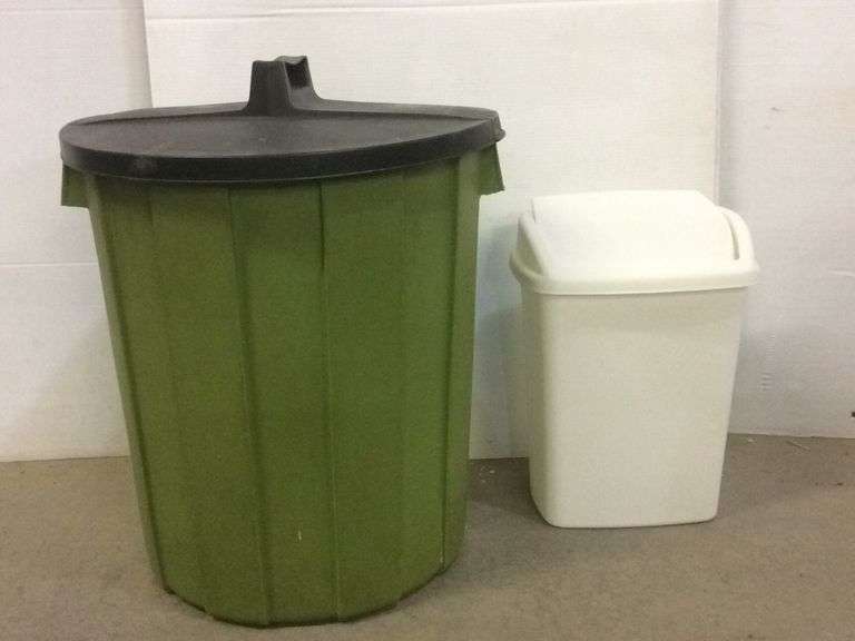 Garbage Pail & Wastebasket Sherwood Auctions