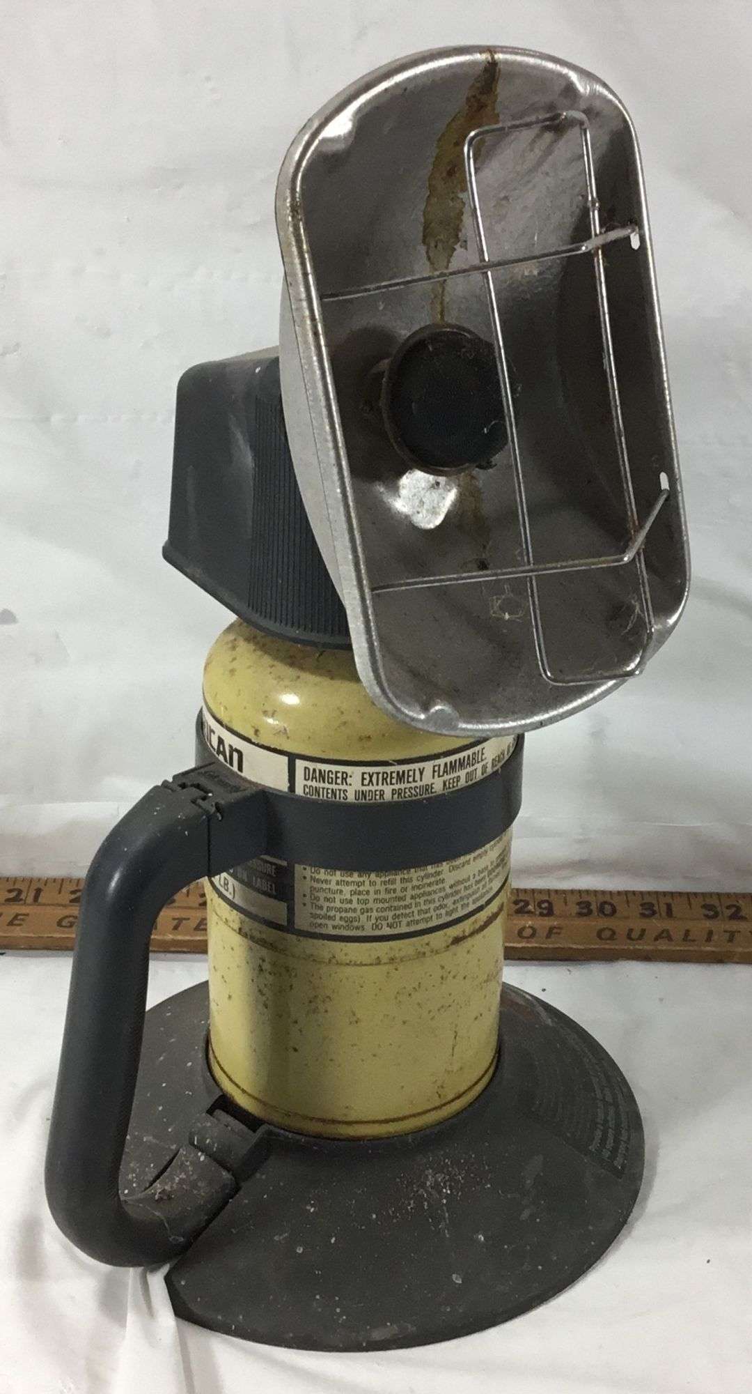 Coleman Focus 3 Propane Heater - Sherwood Auctions