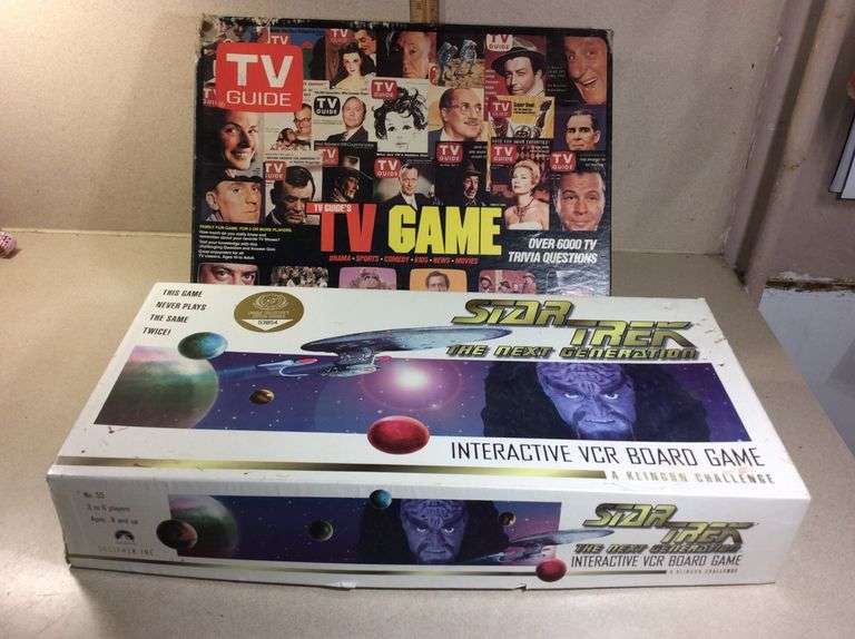 Star Trek Interactive VCR Board Game & TV Guides TV Board Game Complete