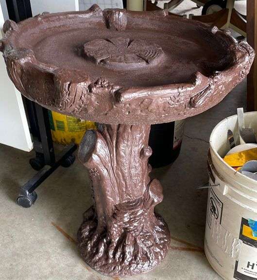 "Tree Stump" Bird Bath Sherwood Auctions