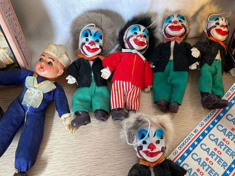 Roy Roger’s Puzzle, Poker Chips, Clowns, Sailer Boy, Carter 80 Streamer