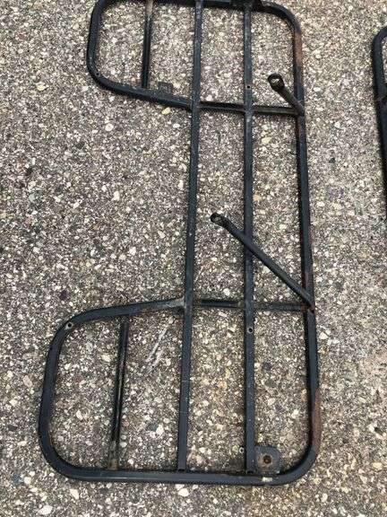 Four Wheeler Racks - Sherwood Auctions