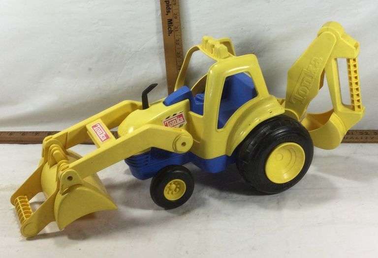 Tonka Plastic Digger Truck Sherwood Auctions