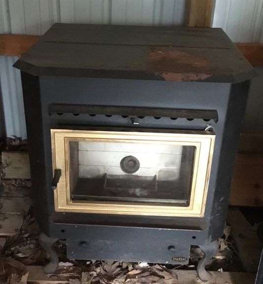 Corn Stove 29x29x31 Sherwood Auctions