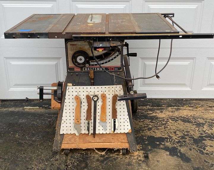 Sears Craftsman 10” Table Saw on Wheels Sherwood Auctions